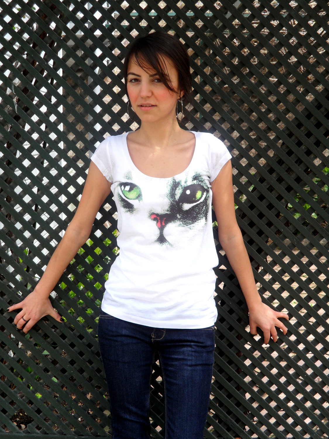 Green Eyes Cat Women T-shirt one side printed