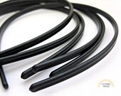 24 Black Plastic Headbands, 5 mm. Economic and reliable. Plain and simple, ready to be embellished. Wholesale price. Fast and low Shipping