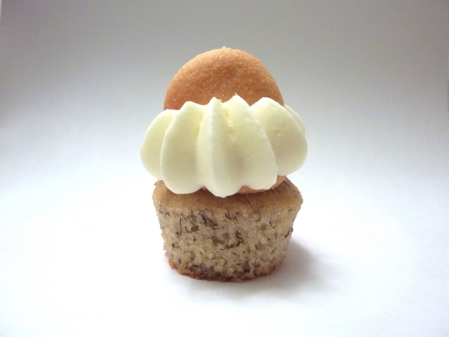 24 mini banana pudding cupcakes