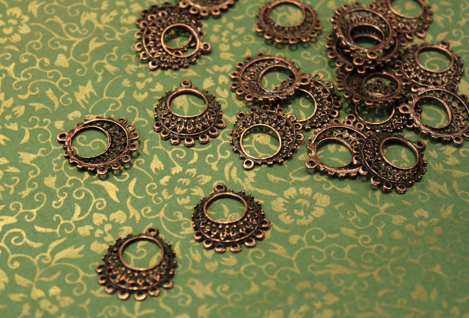 2 pcs - Antique Copper Filigree Pendants Charms Connectors - 22mm x 25mm - Nickel Free