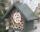 Single Tier Bee Hotel, Dark Green