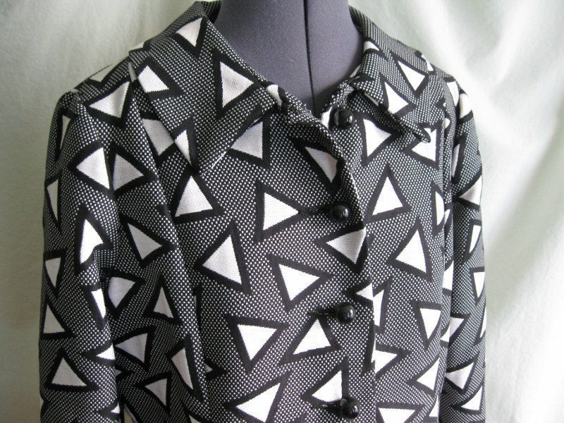 vintage black and white graphic 60s mod op art princess coat with red lining