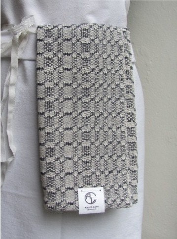 Hand Woven Cotton Cottage Kitchen Chef's Towel in Navy Blue & Natural White with Pattern Weave