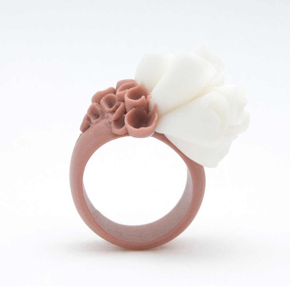 Ready To Ship - Napa Valley Porcelain Ring, Coral Brown and White Ring, Elegant Pastel brown Porcelain Ring with cluster white flowers - MaaPstudio