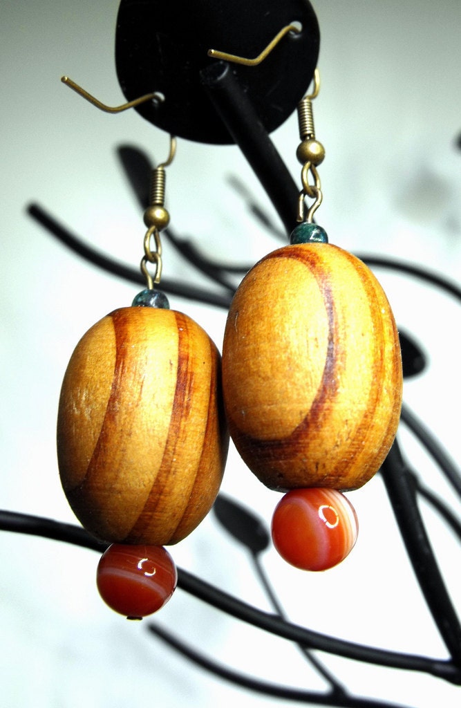 Grain Belt Earrings--Vintage Chunky Woodgrain Oval Beads, Striped Red Agate, Antiqued Brass