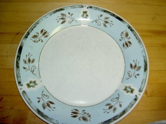 Vintage Oneida Casual Settings Stoneware Dishes by MontageDecor