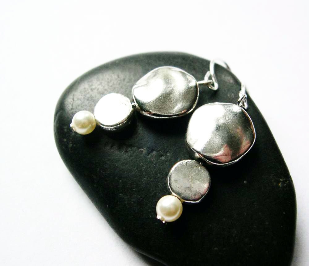 Items similar to Modern Jewelry Bridal Earrings, Pearl, Metal, Silver