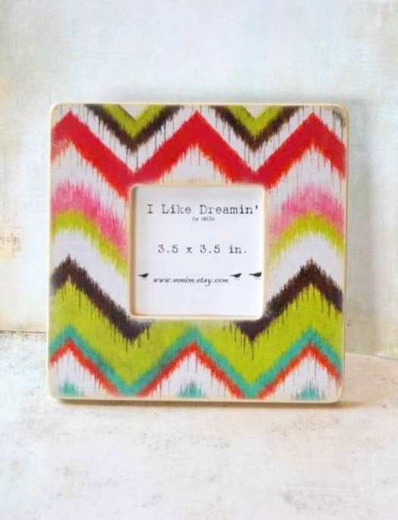 Mondovi Ikat Picture Frame