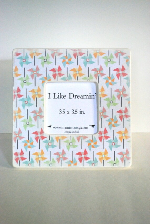 Fun Pinweel Picture Frame
