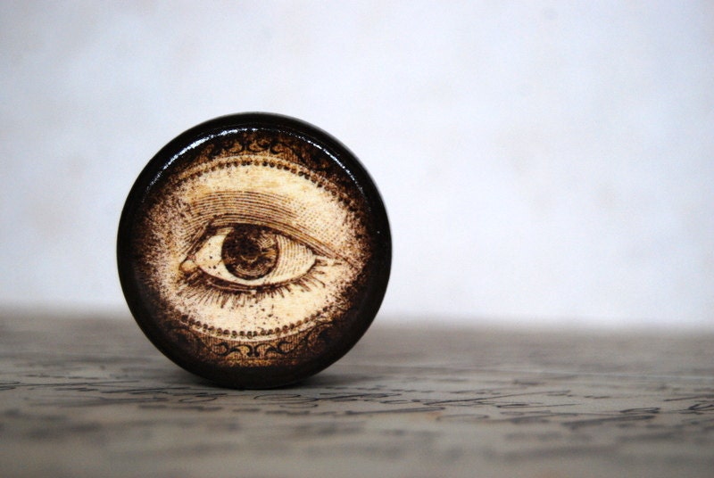 Eye Pill Box