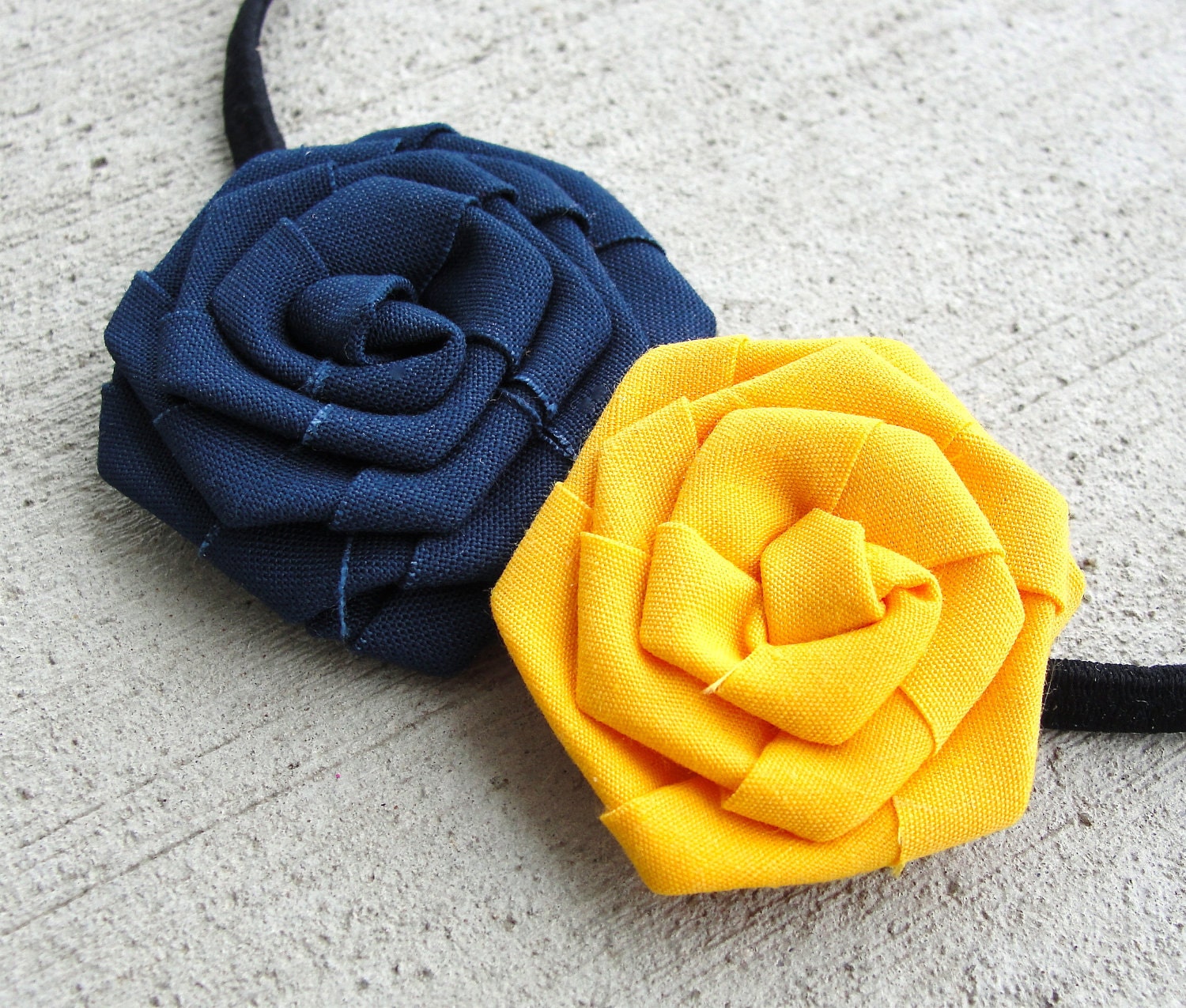 Go University of Michigan Navy Blue and Gold Team Colored Elastic Headband