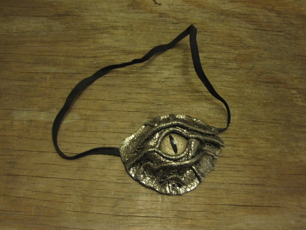 Grichels leather eyepatch - gold dragon scale with bronze speckled slit pupil reptile eye