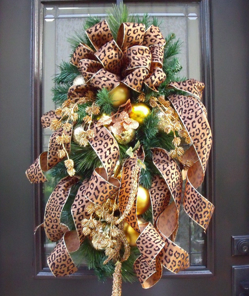 christmas swag flirty leopard christmas wreath by luxewreaths christmas swag flirty leopard christmas wreath by luxewreaths