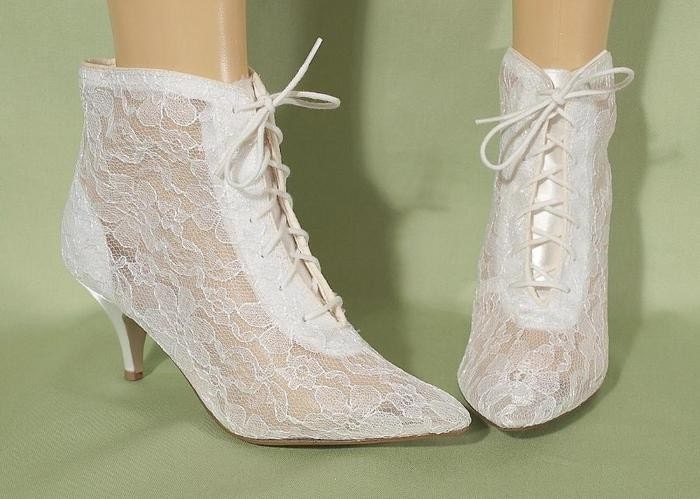 white laces for boots