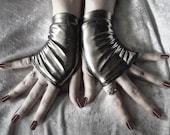 Diesel Danni Wet Look Fingerless Gloves - Gunmetal Silver Grey - Gothic Vampire Cyber Visual Noir Steampunk Rivet Head Burlesque Goth Shiny