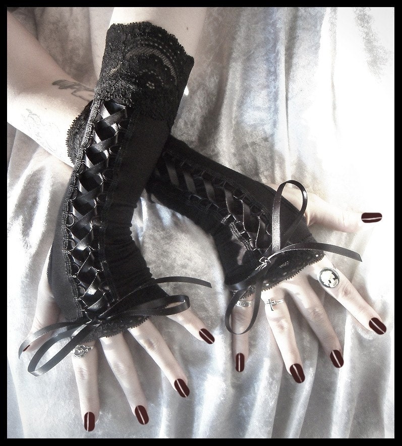 Para-noir Gothic Lolita Corset Laced Up Arm Warmers w/ Black Ribbon & Lace - Kuro Belly Dance Steampunk Bellydance Kuchi Vampire Emo Wedding