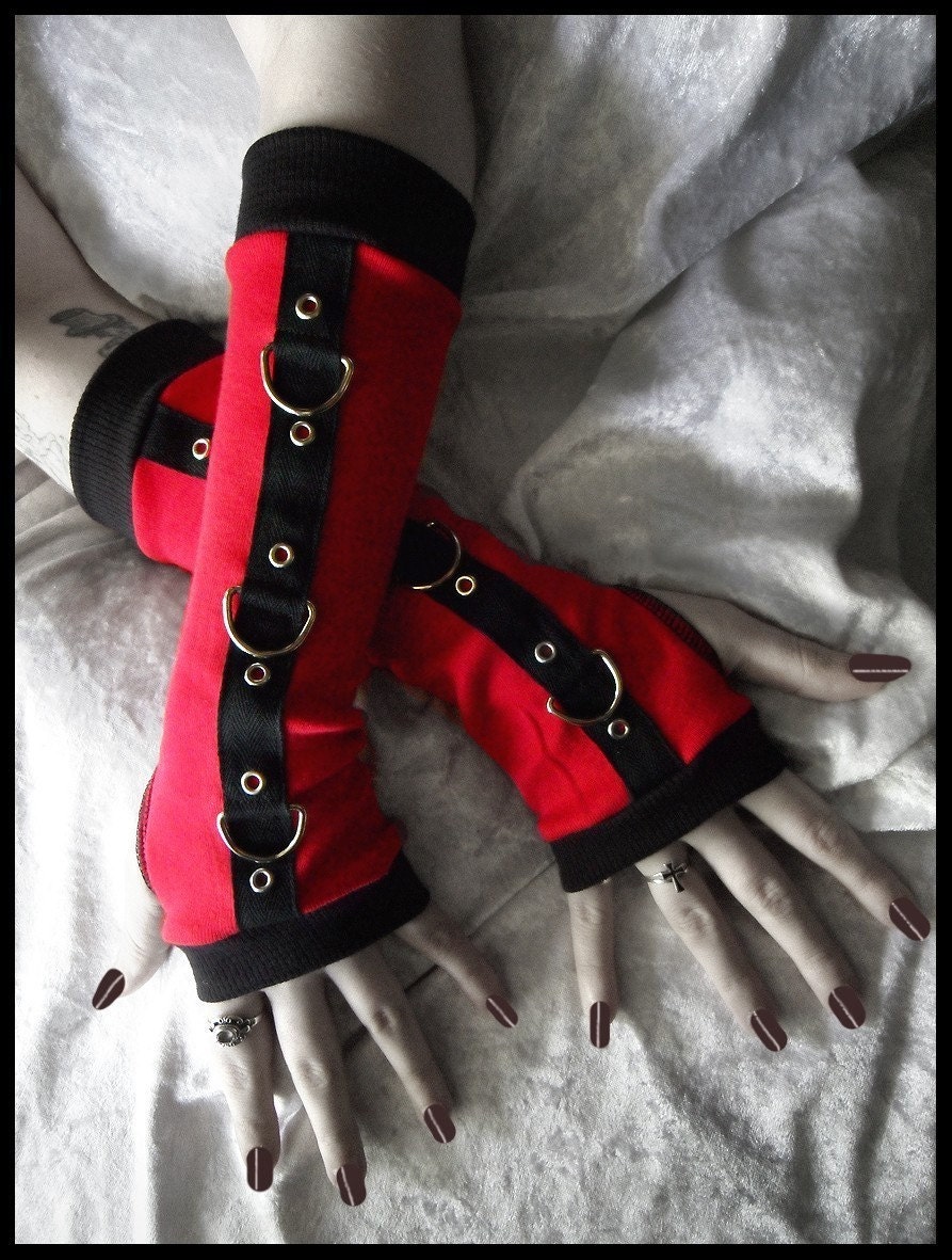 Blood Fiend Gothic Unisex Bondage Arm Warmers - True Red & Black w/ Silver Metal D Rings - Grommets - Vampire Visual Kei Fetish Dark Rave