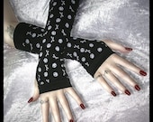 Jack's Lament Skellington Skull Arm Warmers in Black White Grey Jack Skulls & Crossbone - Gothic Punk Emo Lolita NMBC Steampunk Noir Goth