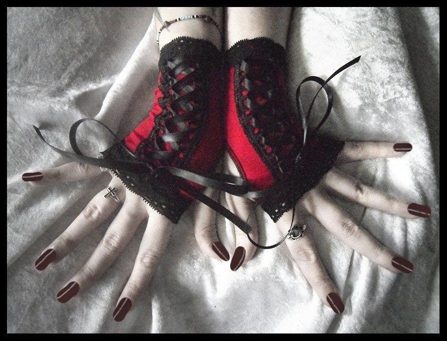 Carmilla's Masque Victorian Corset Laced Up Fingerless Glove Mittens - Scarlet Red w/ Black Lace - Dark Fusion Bellydance Wedding Emo Lolita