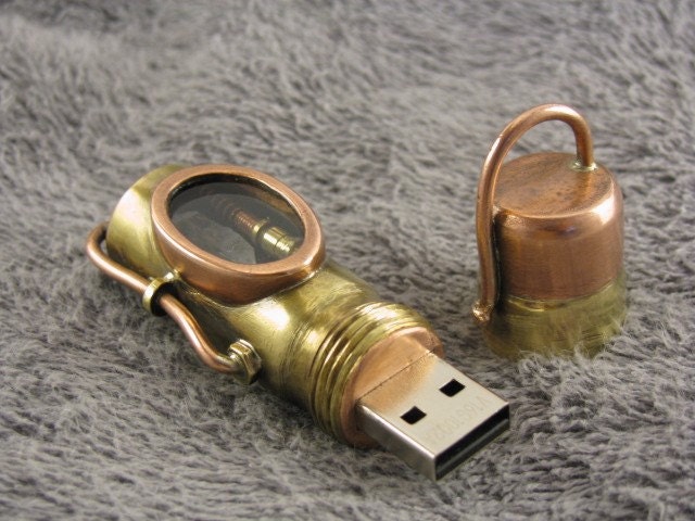 Steampunk USB flash drive with glowing quartz crystal. Copper, brass and glass. Waterproof. 16 GIG