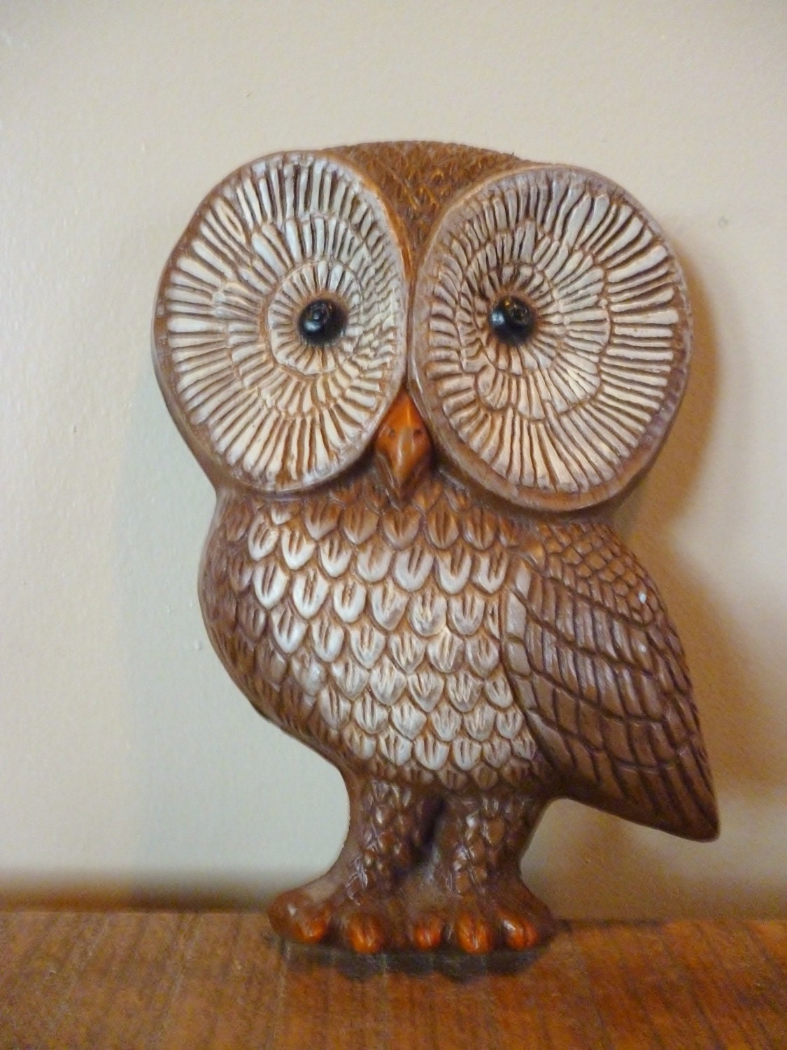 Vintage Big Eyed Owl Plaque