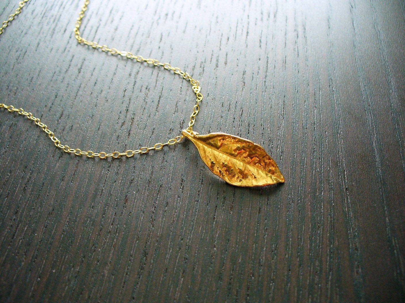 Gold Leaf Pendant Necklace