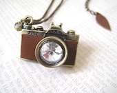 Vintage Style Brown Leather Camera Necklace