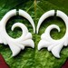 Fake Gauges -Livity Flower Bone Earrings