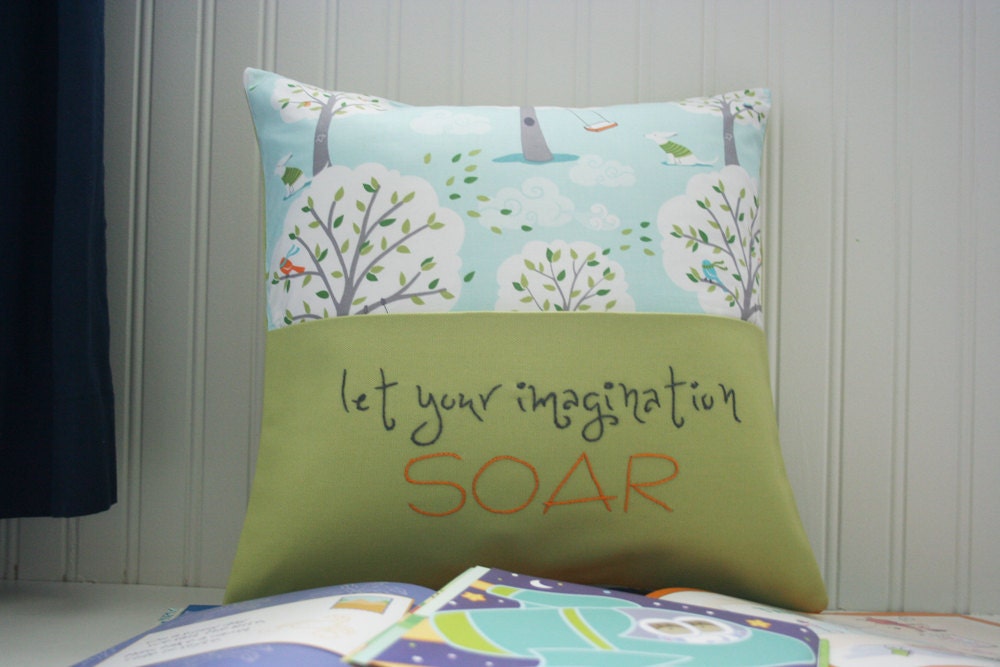 Hand-embroidered Reading Pillow with Book Pocket in Windy Day