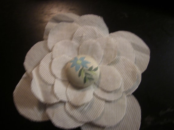 PDF pattern for a mod baby girl hat - sewing pattern