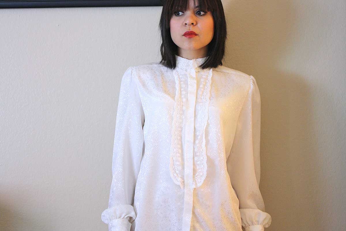 Looking for treasure lace pirate vintage blouse