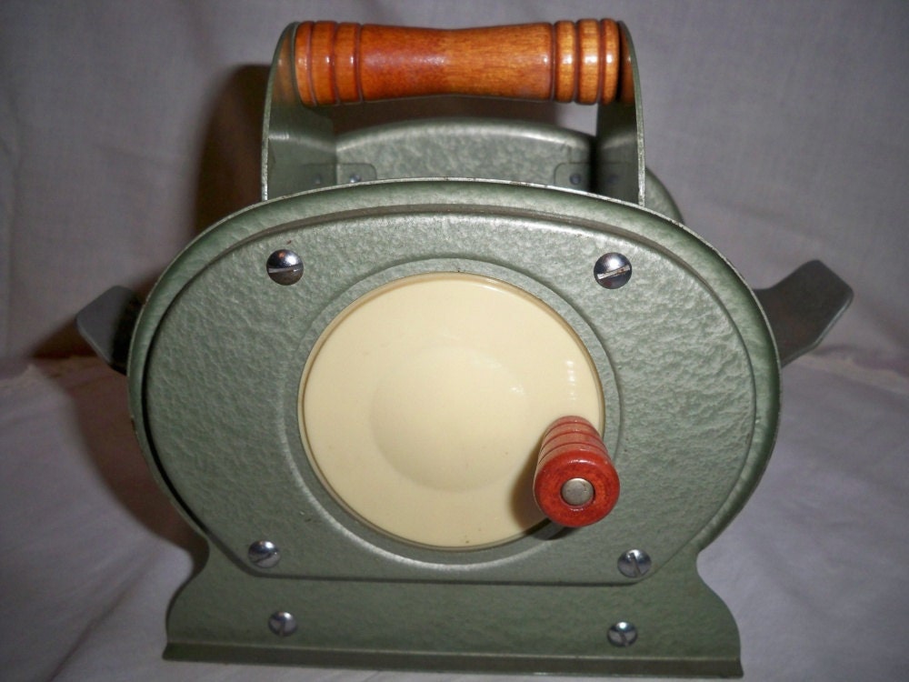 Vintage Hand Crank Card Shuffler by Johnson by MemeresAttic