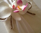 Rustic Hawaiian Wedding Photo Album - White Orchid - Phalaenopsis - Handmade and Gift Wrapped - Free Shipping