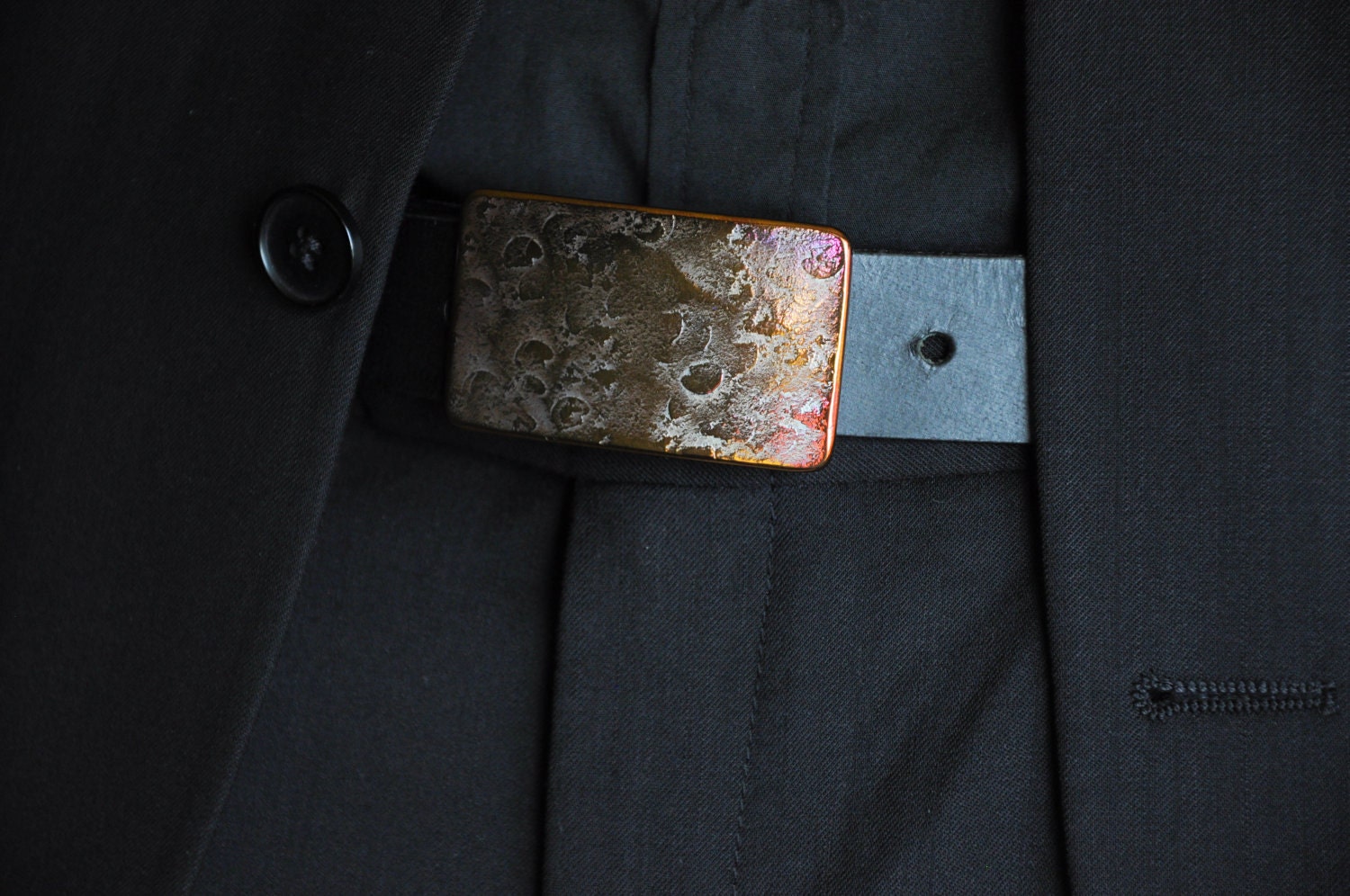 FISHERMAN'S ScaleTextured Belt BUCKLE brown pink Stainless Steel Suit fits 1-1/4" Narrow Belt Signed by Iron Artist, Robert Aucoin