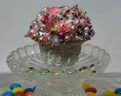 CUPCAKE Pink Wedding Cake Topper Small Ornament Paperweight
