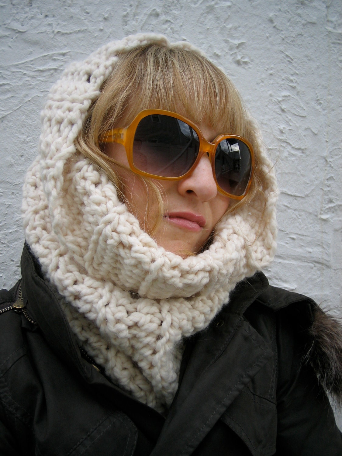 Chunky Crochet Neckwarmer in Cream