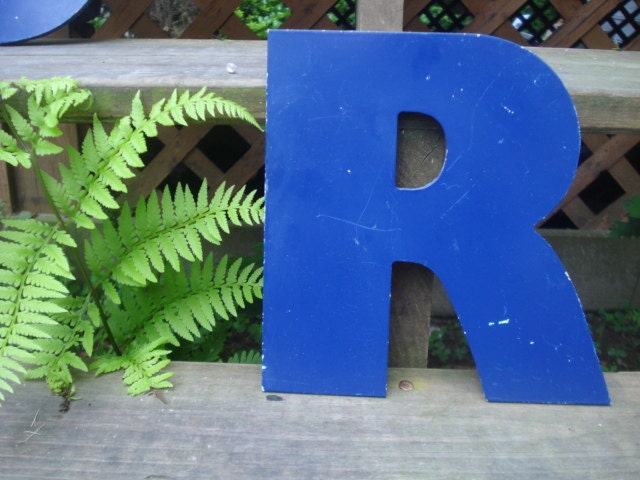 Vintage Letter R
