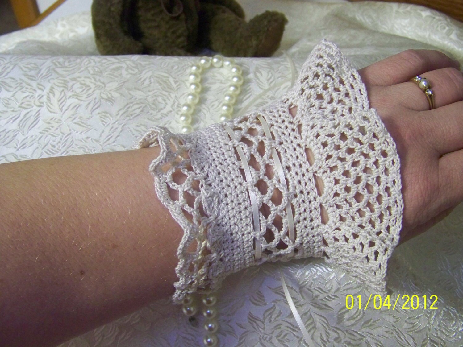 Set Of Beige Crochet Victorian Lace Cuffs By Laceythings On Etsy