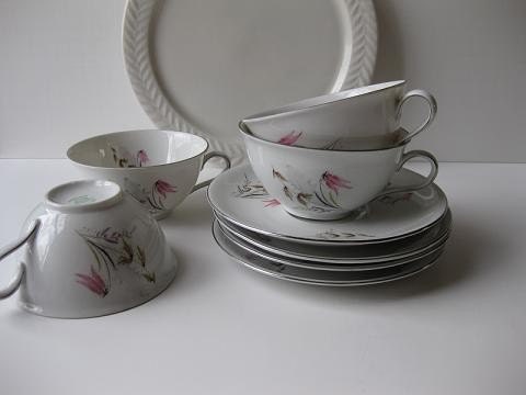 Vintage Royal Duchess Mountain Bell Bavarian Pink Floral Teacups and Saucers Set of Four