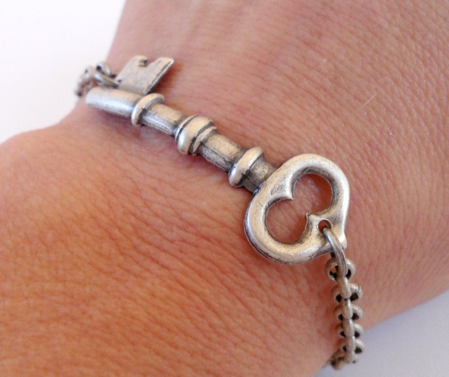 Steampunk Small Skeleton Key Bracelet- Sterling Silver Finish