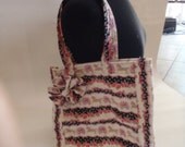 Carousel Tote bag with removeable brooch bow