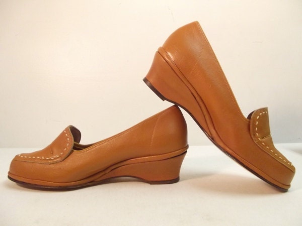 1940s Minty BUTTERSCOTCH WEDGES Gosh Even Includes Original Box  Sz 7.5 - 8