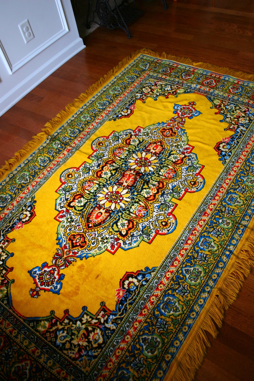 Vintage Rug. Golden Yellow. Eclectic. Bohemian Home Decor. Vintage Woven Wall Hanging Tapestry. Eclectic Fall Autumn Home Decor. Colorful.