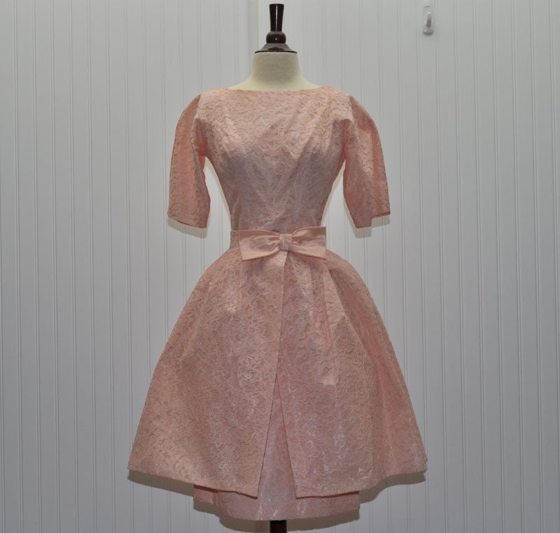 Vintage 1960 Dress 2 Piece Peach Lace  Cocktail Prom Wedding  Dress with  Detachable Skirt