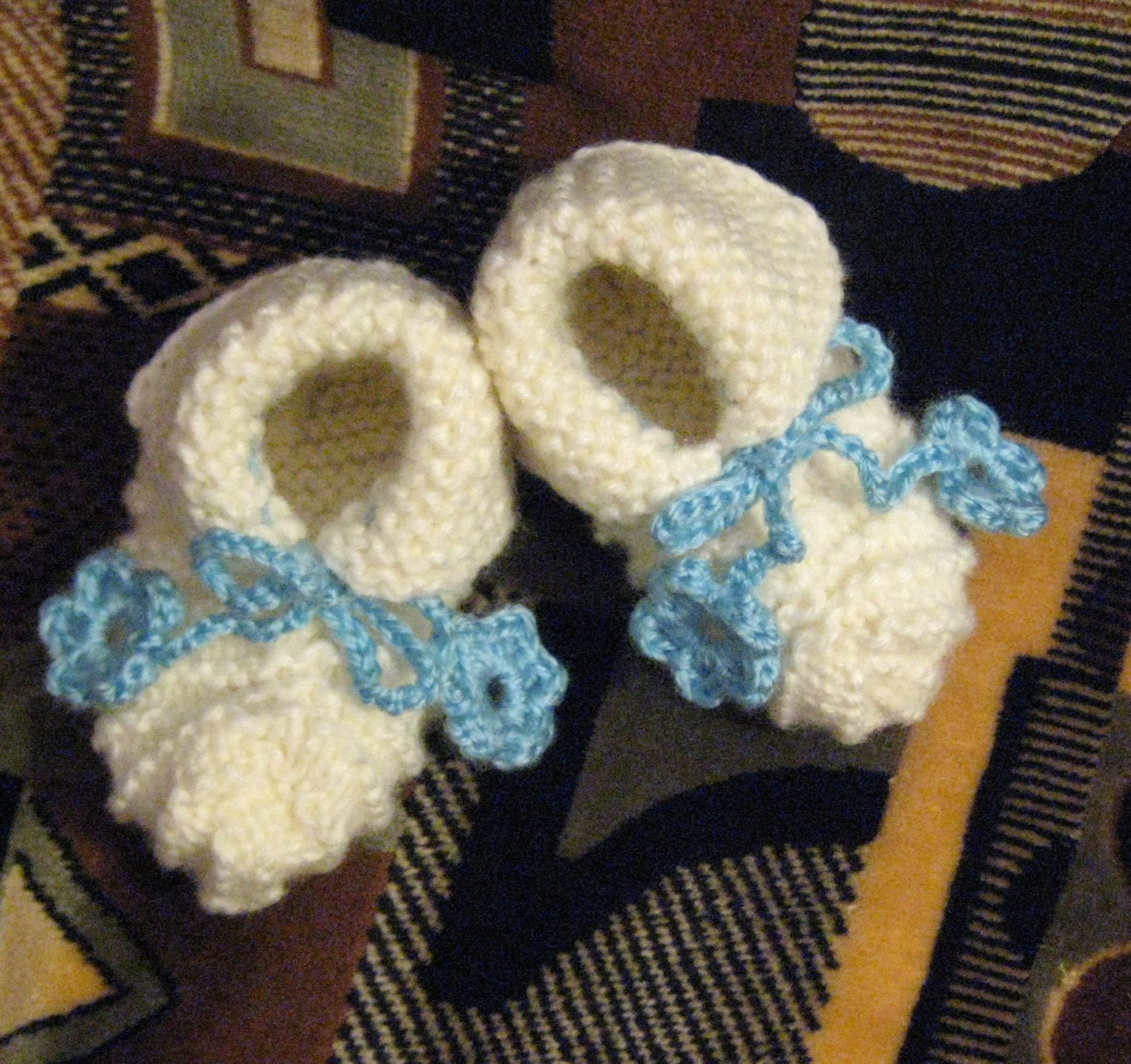 NEW Handmade knit  Ecru (off white) BABY BOOTIES, wool/acrylic blend