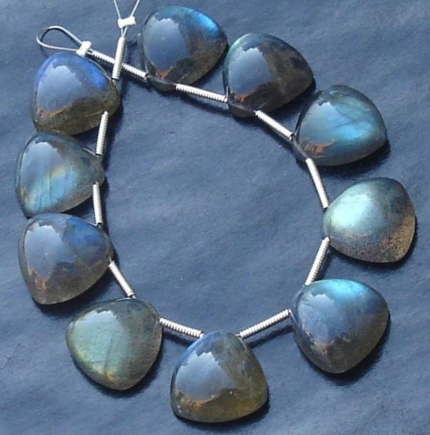 14x14mm, Trillion Briolettes Fine Quality,Blue Flashy Labradorite Smooth Trillion Shape Briolettes, 7 Pieces,Great Item at Low price