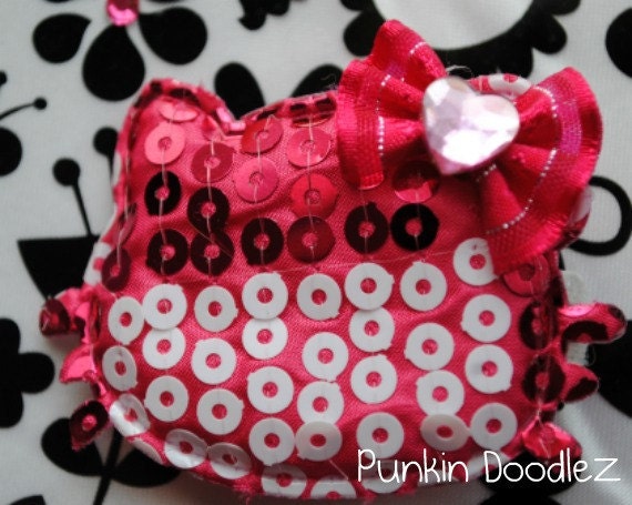 Hot Pink Padded Kitty Applique  Hair Clip with Accenting Bow