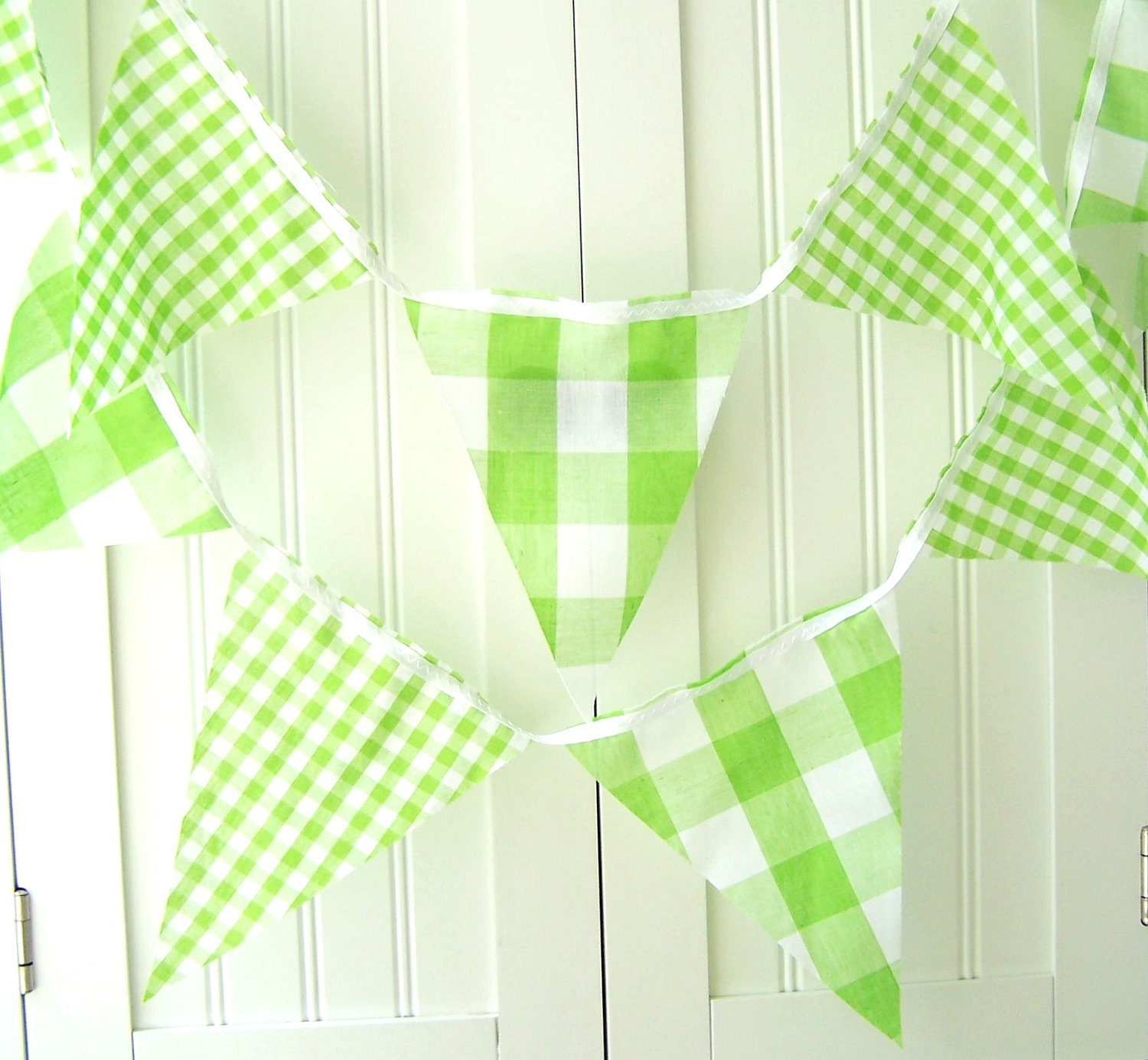 21 Flags Party Banner, Bunting, Vintage Style Green Gingham Party Bunting 9 Feet, Wedding Decorations, Baby Boy Shower or Nursery Decor