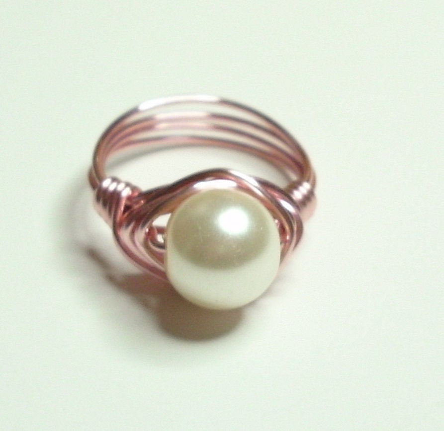 Pearl and RoseGold Wire Wrapped Ring Size 7