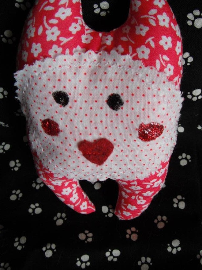 Pocket Pal Toy Valentine Heart Mouth